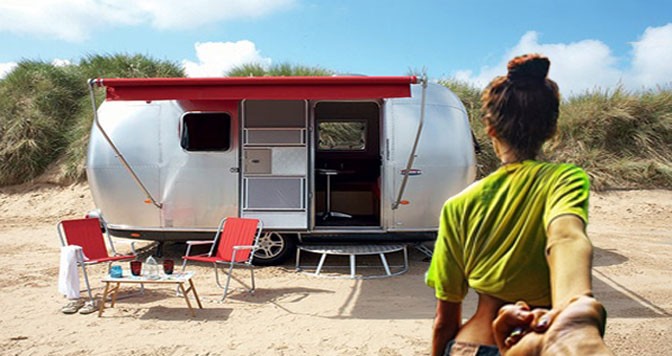 caravan-couple.jpg